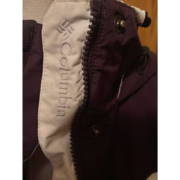 Columbia Sportswear Women's Waterproof Nylon Fabric Button/Zip up Jacket Medium - Picture 5 of 8